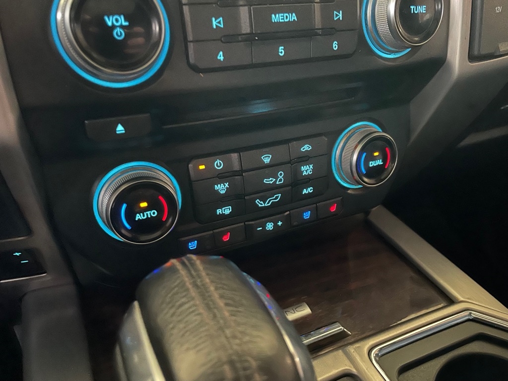 Ford F-150 XL SuperCrew 5.5-ft. Bed 4WD 2016