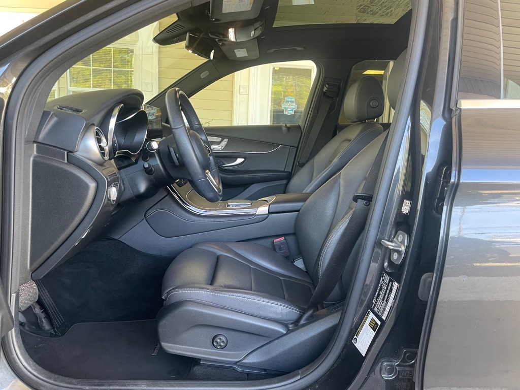 Mercedes-Benz GLC-Class GLC300 2020