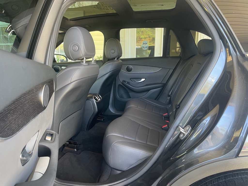 Mercedes-Benz GLC-Class GLC300 2020