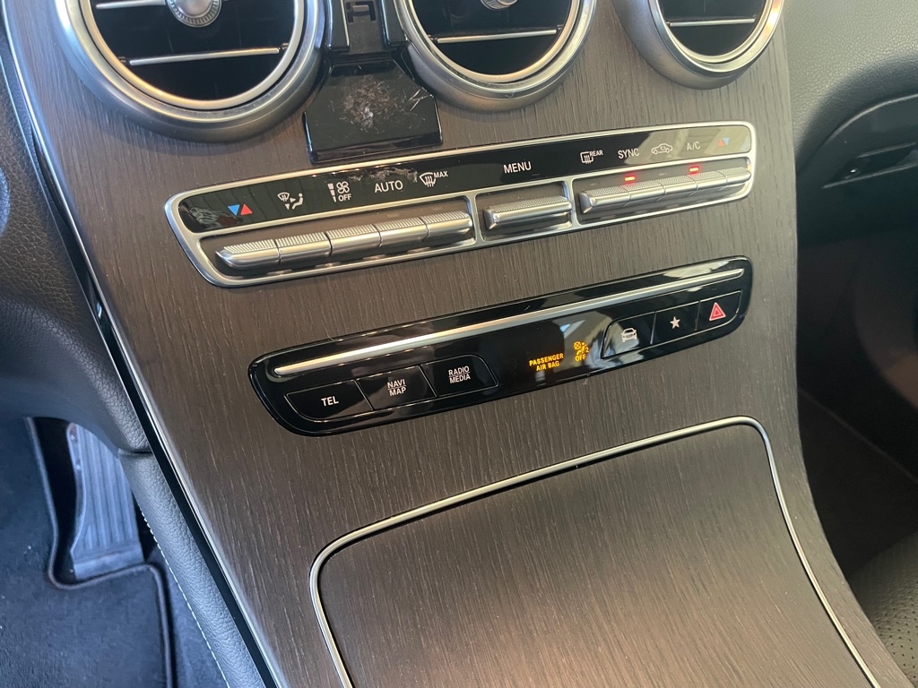 Mercedes-Benz GLC-Class GLC300 2020