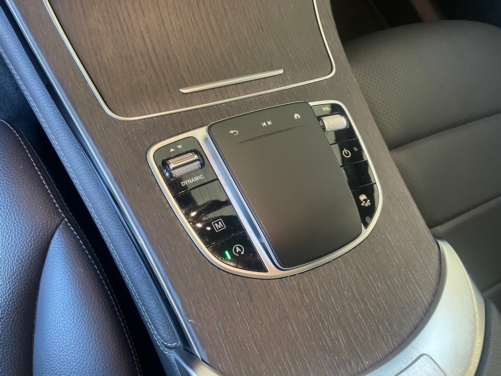 Mercedes-Benz GLC-Class GLC300 2020