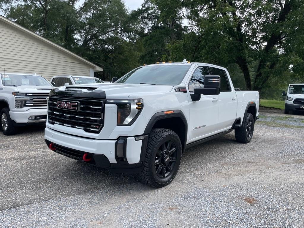 2024 GMC Sierra 2500HD AT4 Crew Cab 4WD
