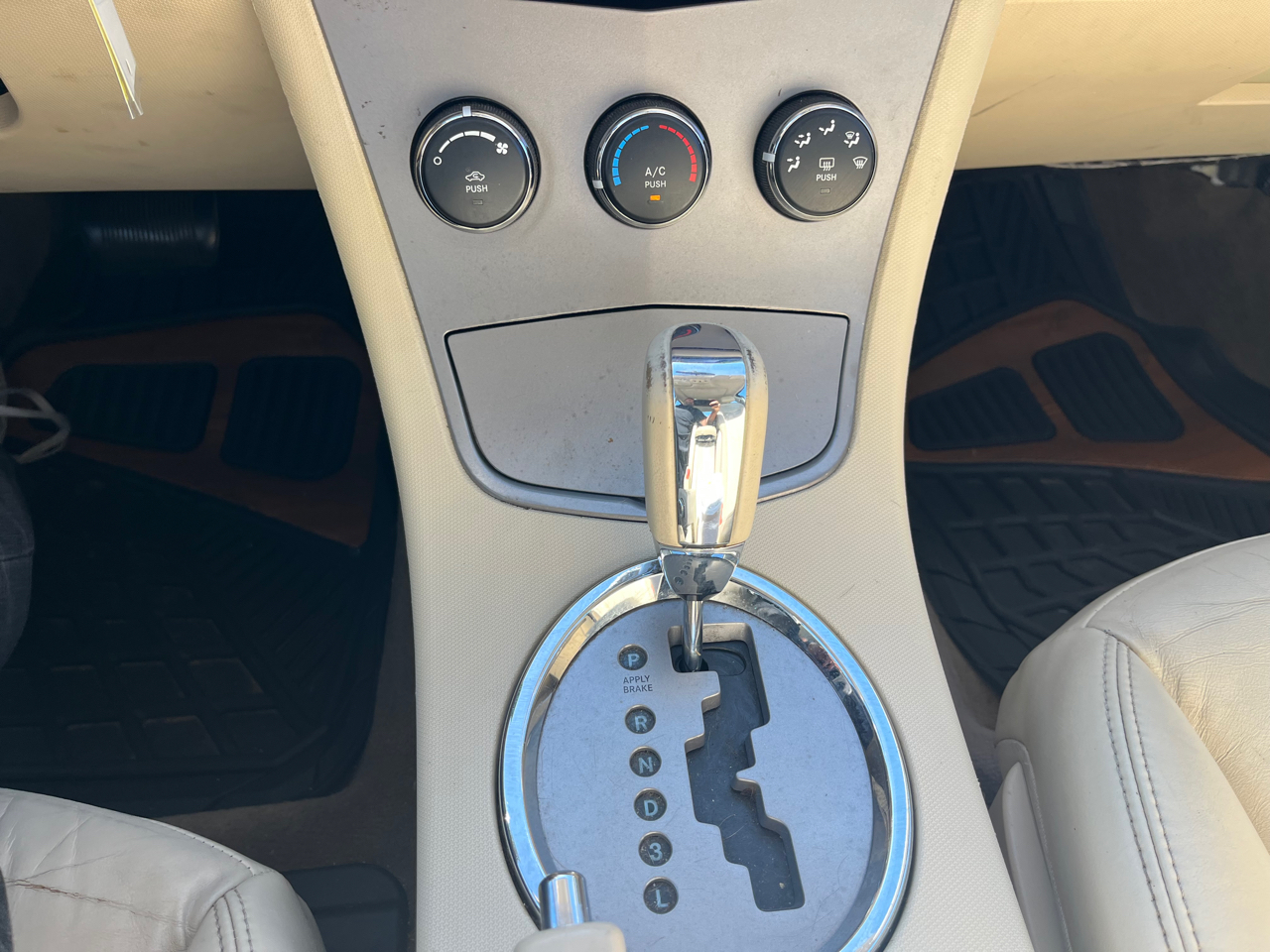 Chrysler Sebring Sedan Limited 2010