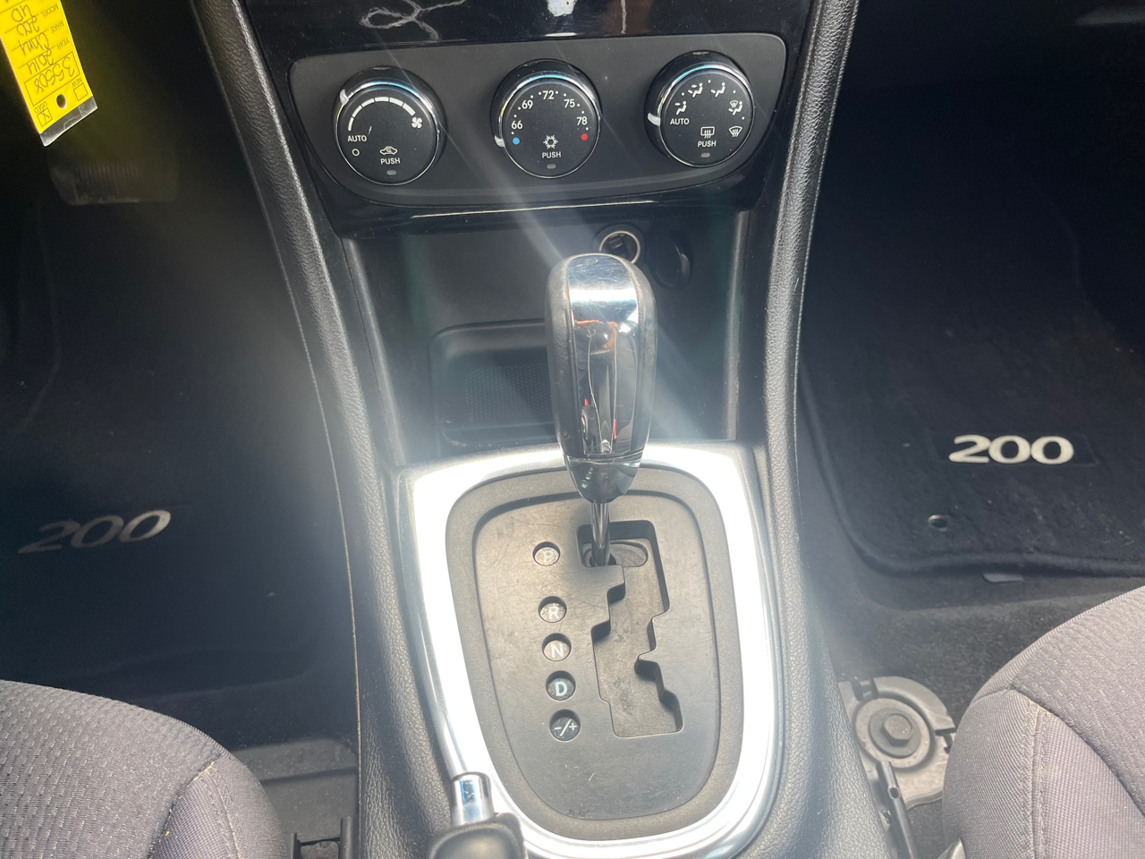 Chrysler 200 Touring 2014