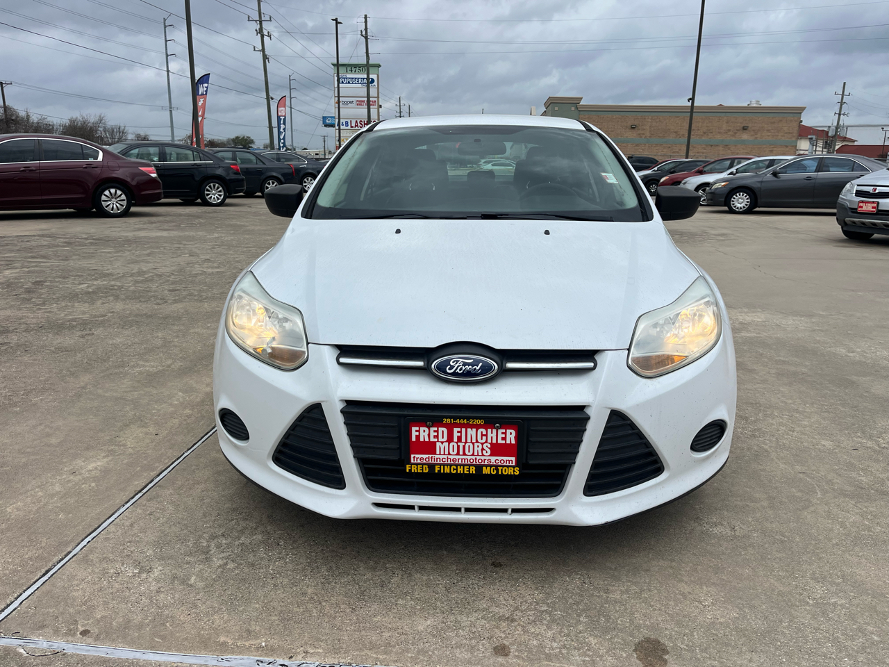 Ford Focus S Sedan 2014