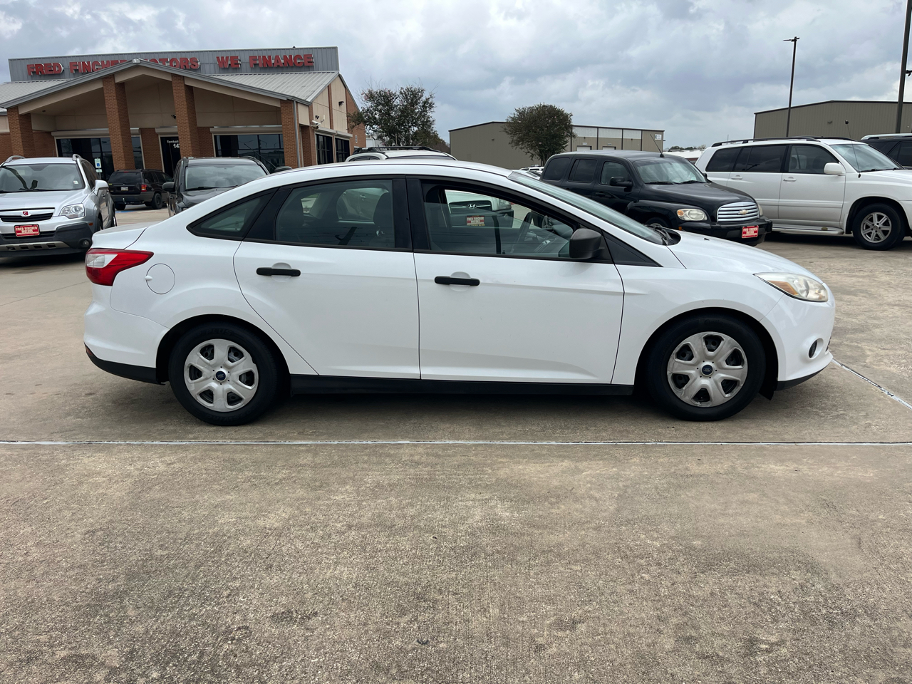 Ford Focus S Sedan 2014