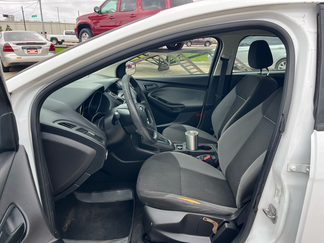 Ford Focus S Sedan 2014