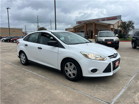 2014 Ford Focus S Sedan