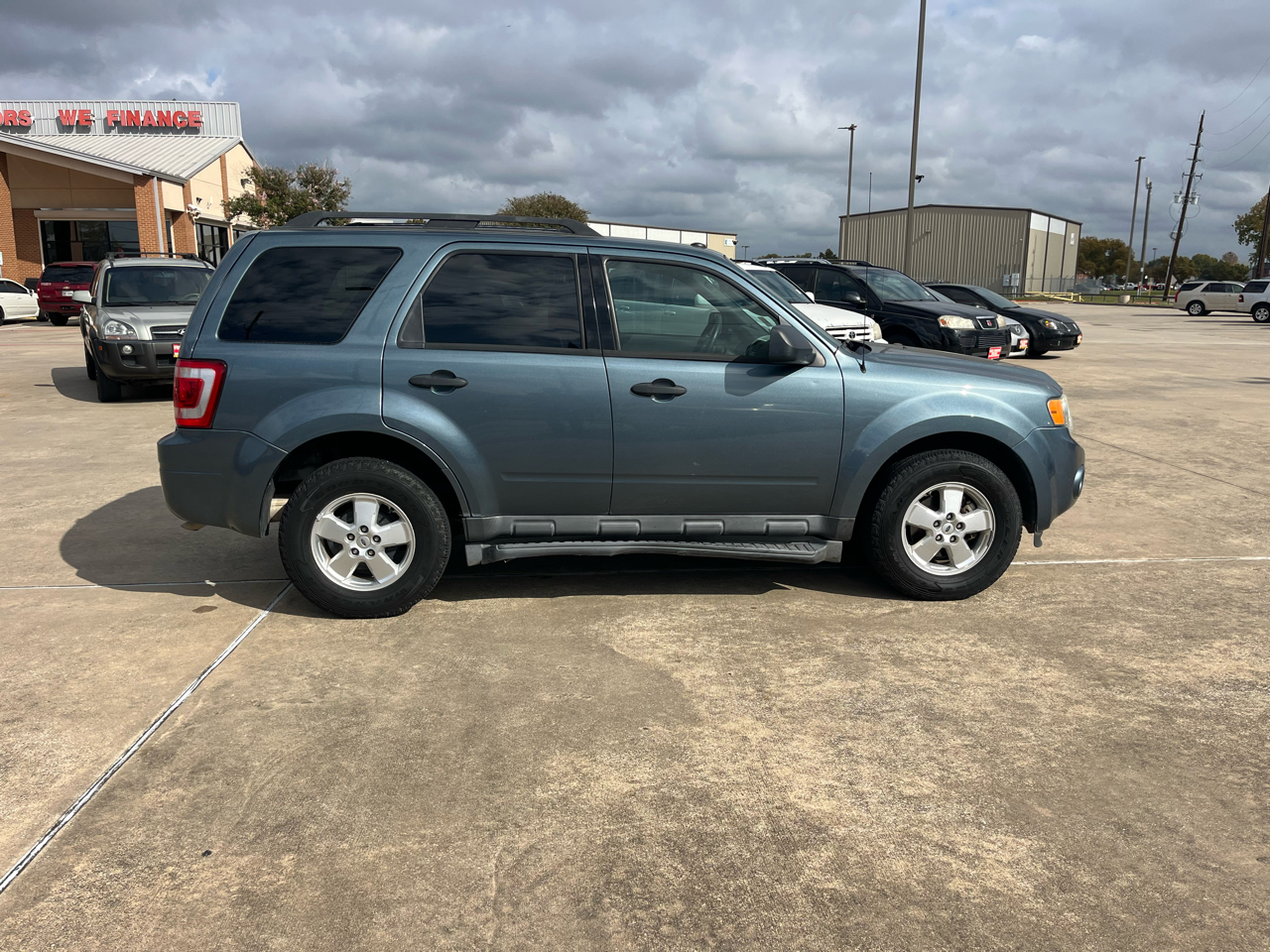Ford Escape XLT FWD 2012