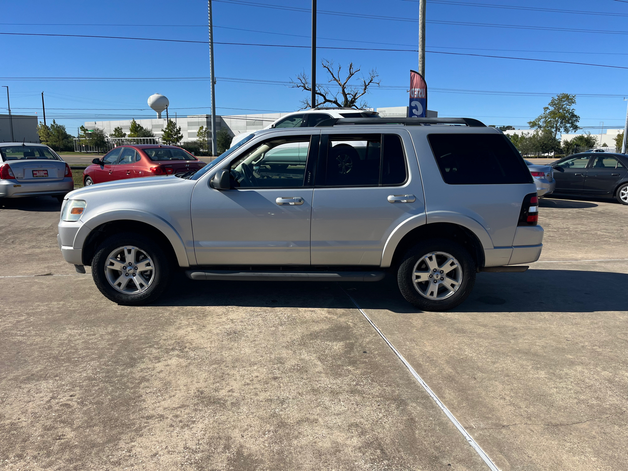 Ford Explorer XLT 4.0L 4WD 2010