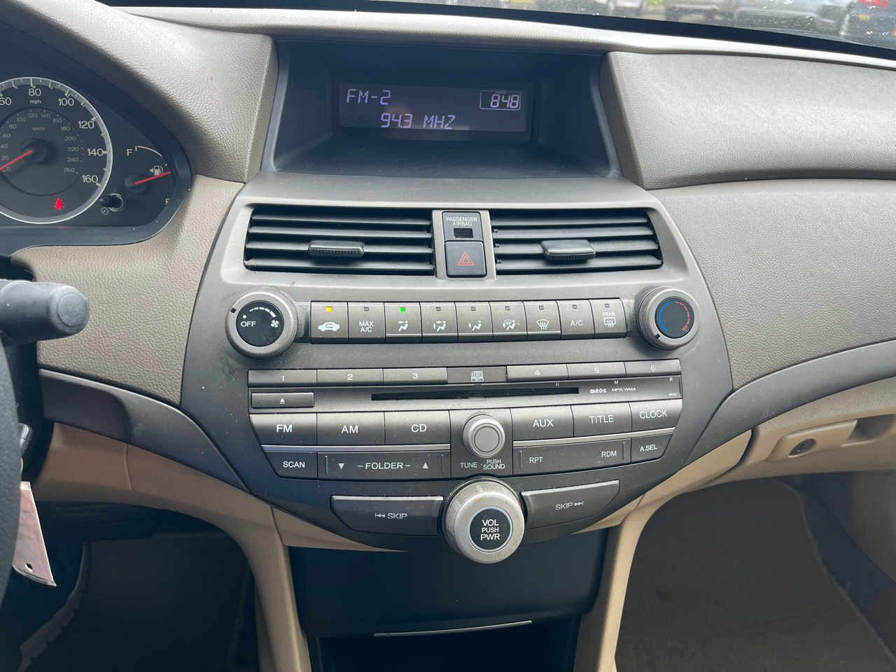 Honda Accord LX sedan AT 2009