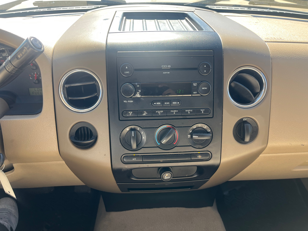 Ford F-150 XLT SuperCrew 2WD 2006