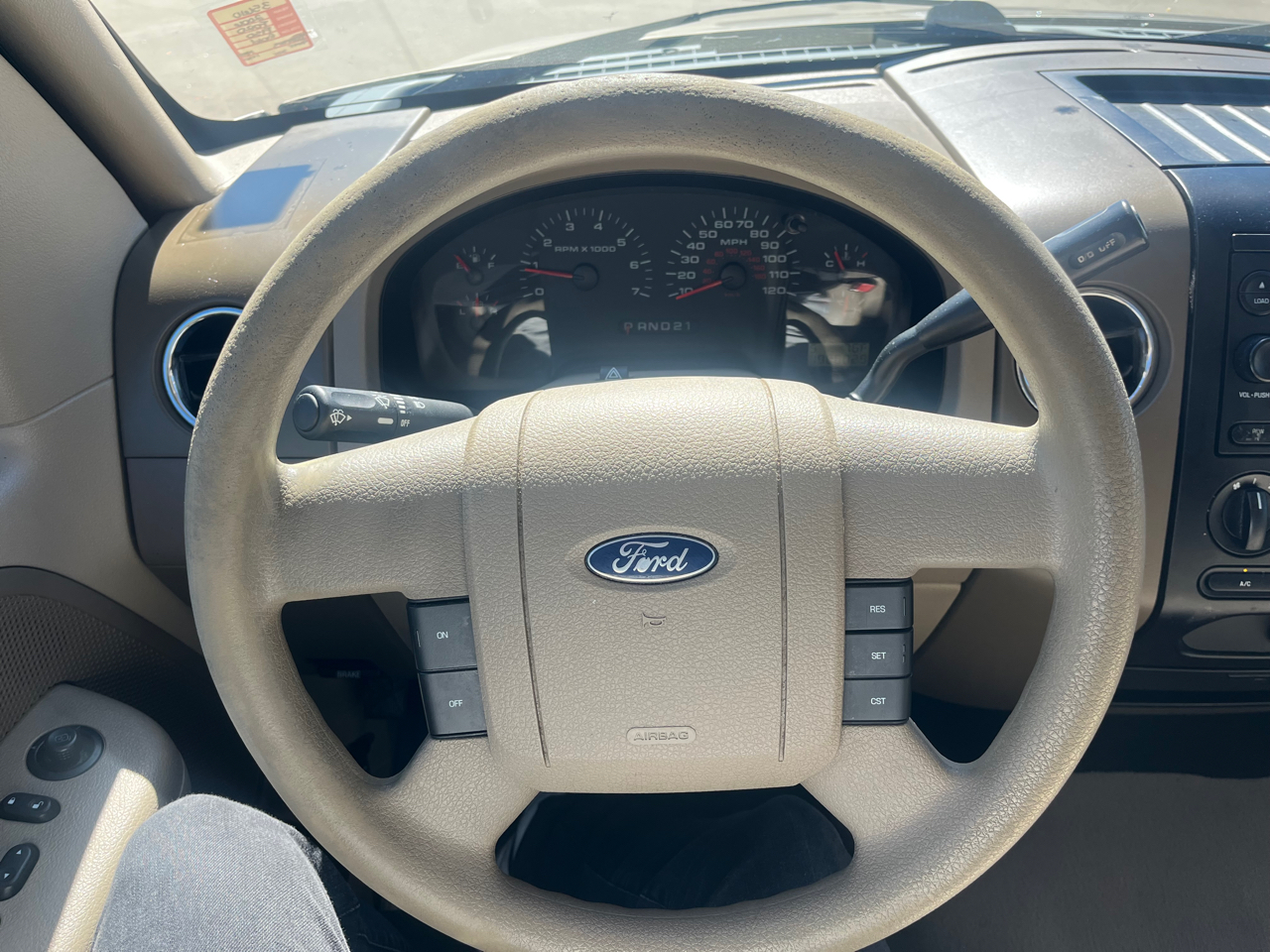 Ford F-150 XLT SuperCrew 2WD 2006