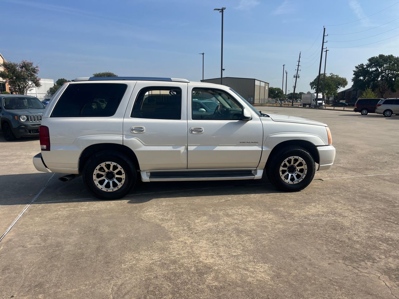 Cadillac Escalade 2WD 2002