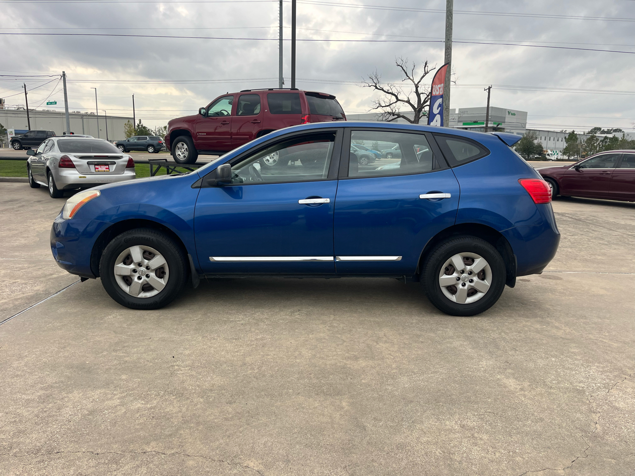 Nissan Rogue S 2WD 2011