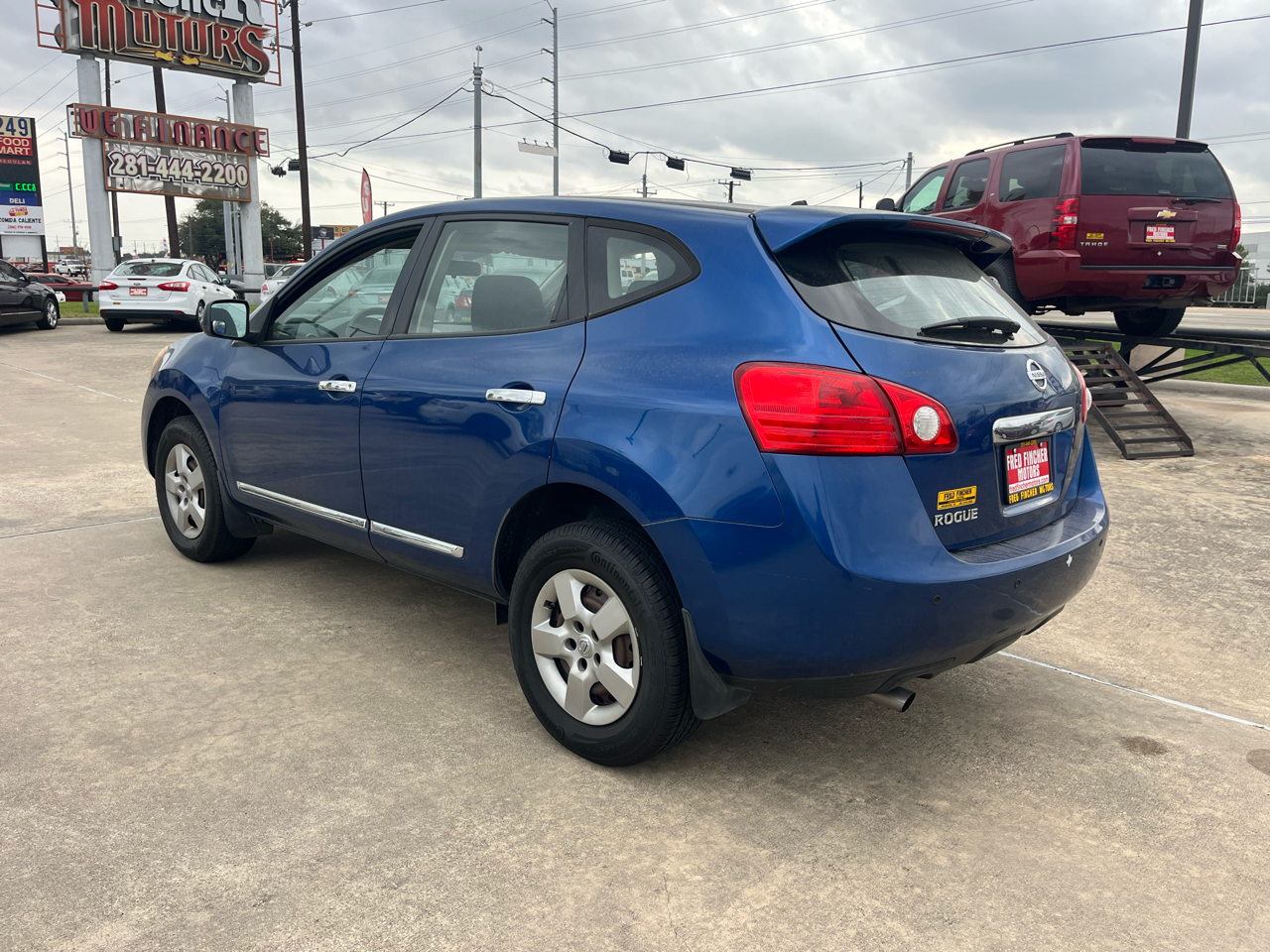 Nissan Rogue S 2WD 2011