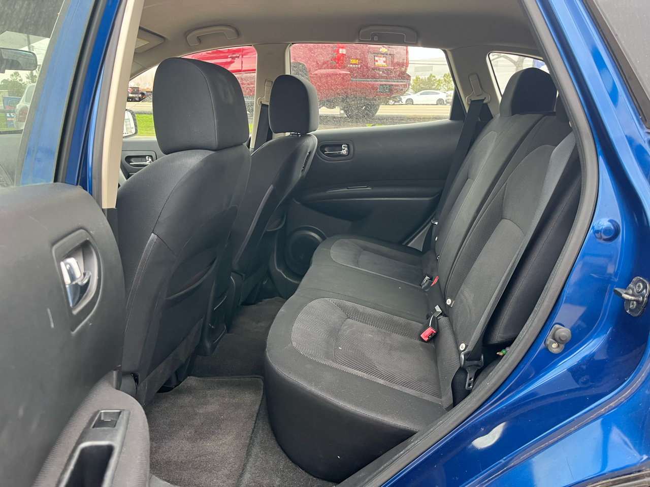 Nissan Rogue S 2WD 2011