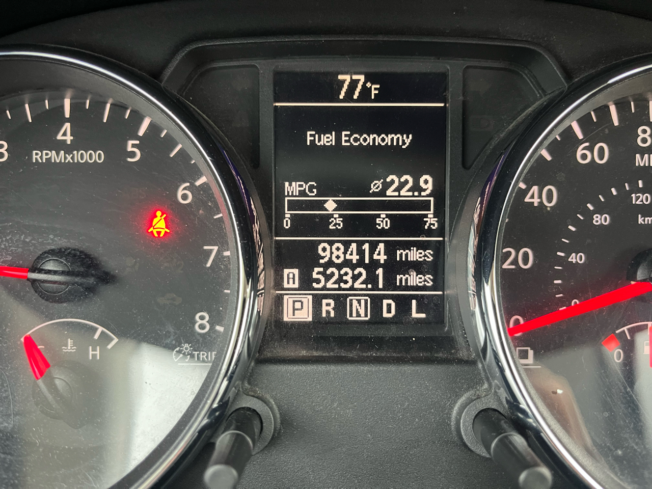 Nissan Rogue S 2WD 2011