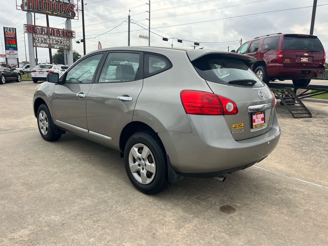 Nissan Rogue S FWD Krom Edition 2012