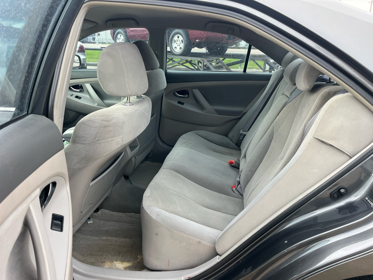 Toyota Camry SE 5-Spd AT 2009