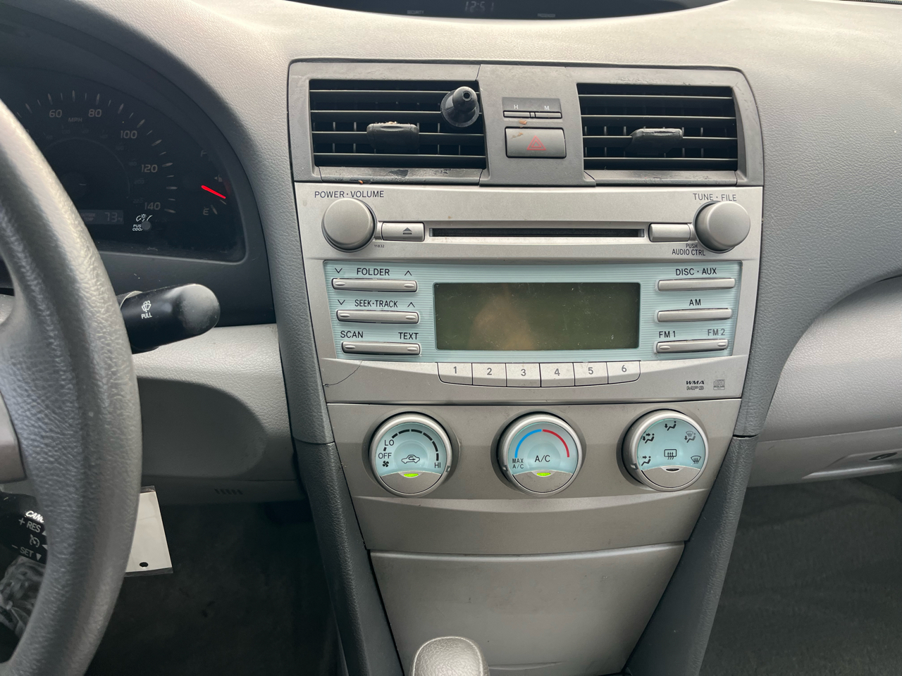 Toyota Camry SE 5-Spd AT 2009