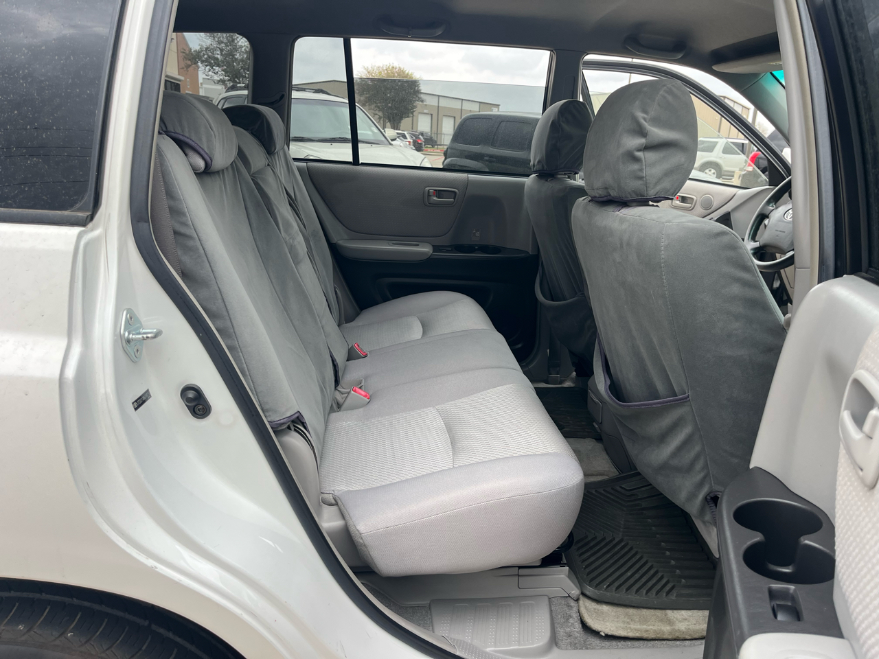 Toyota Highlander 2WD with 3rd-Row Seat 2006