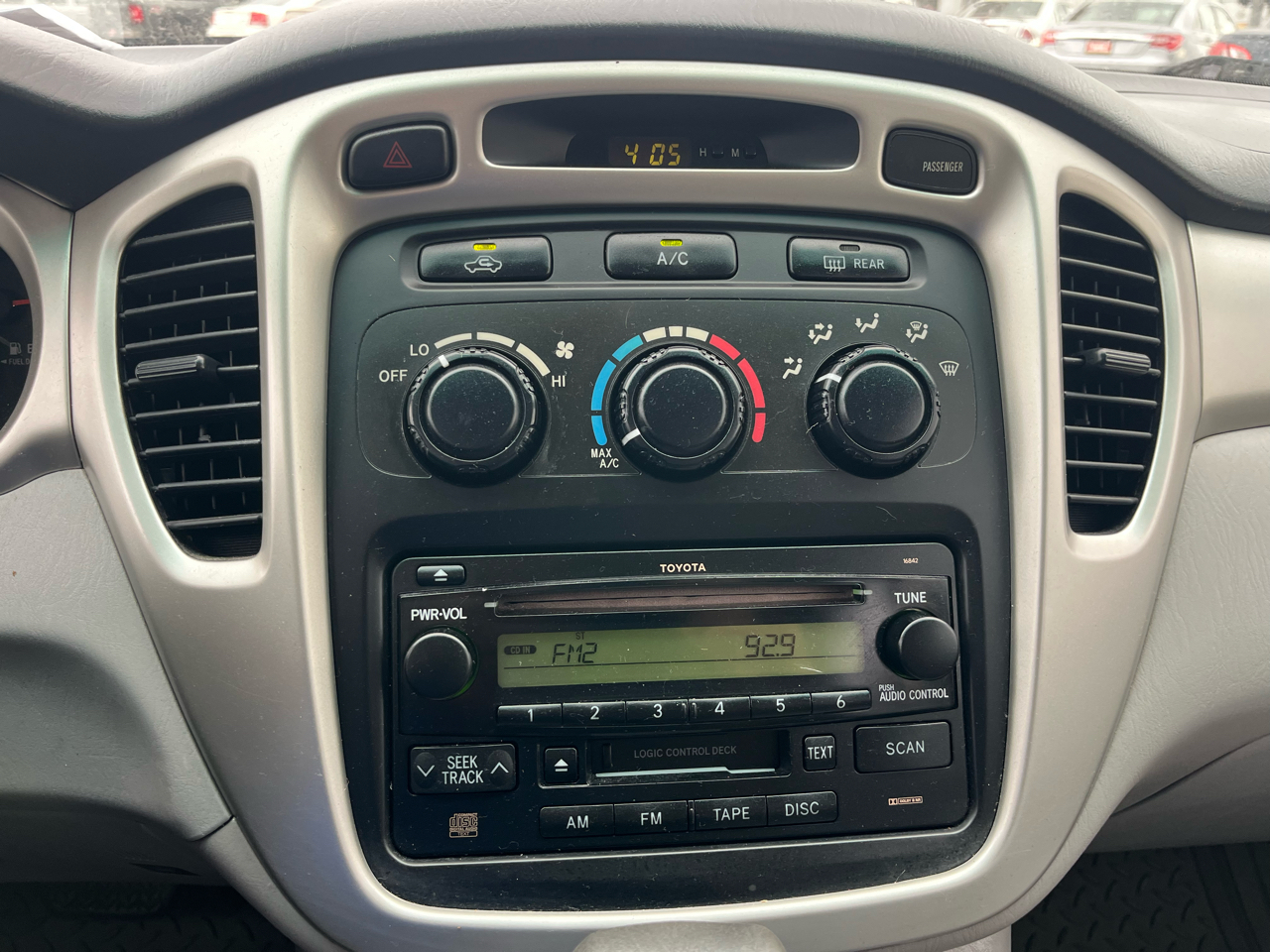 Toyota Highlander 2WD with 3rd-Row Seat 2006