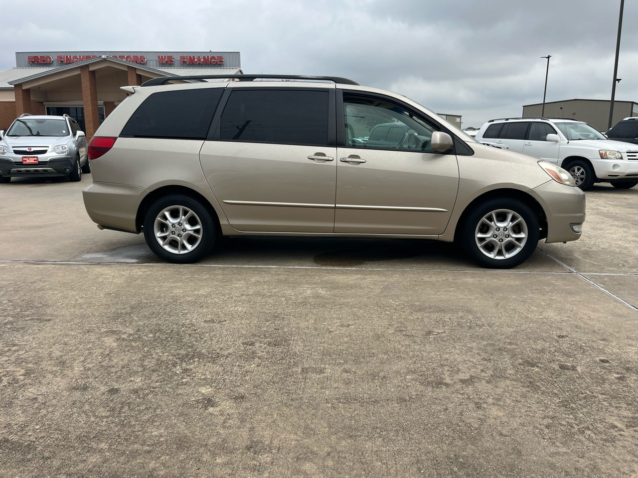 Toyota Sienna XLE 2005