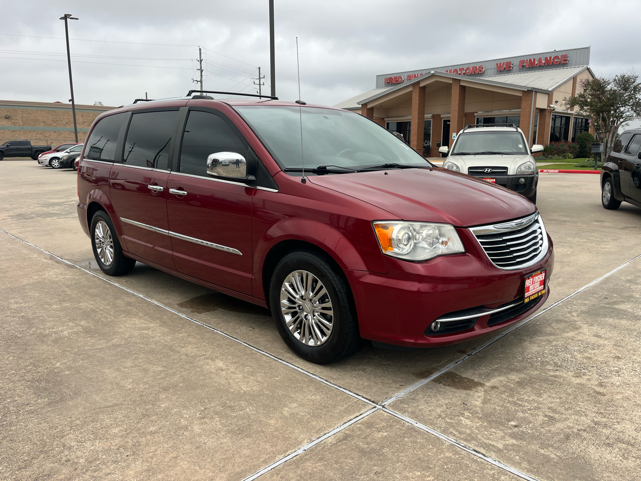 Chrysler Town & Country Limited 2011