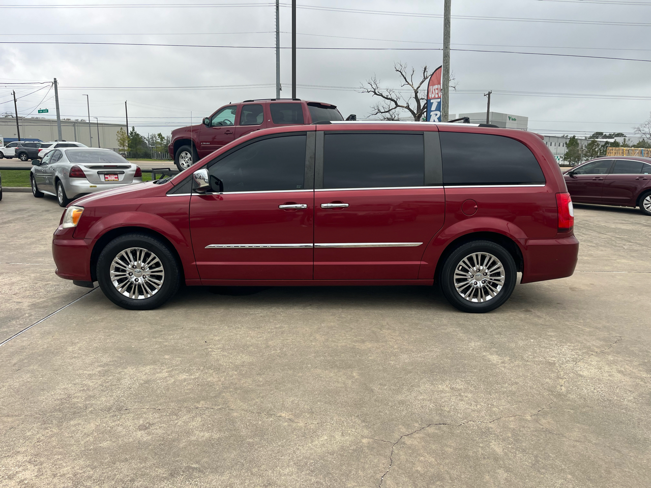 Chrysler Town & Country Limited 2011