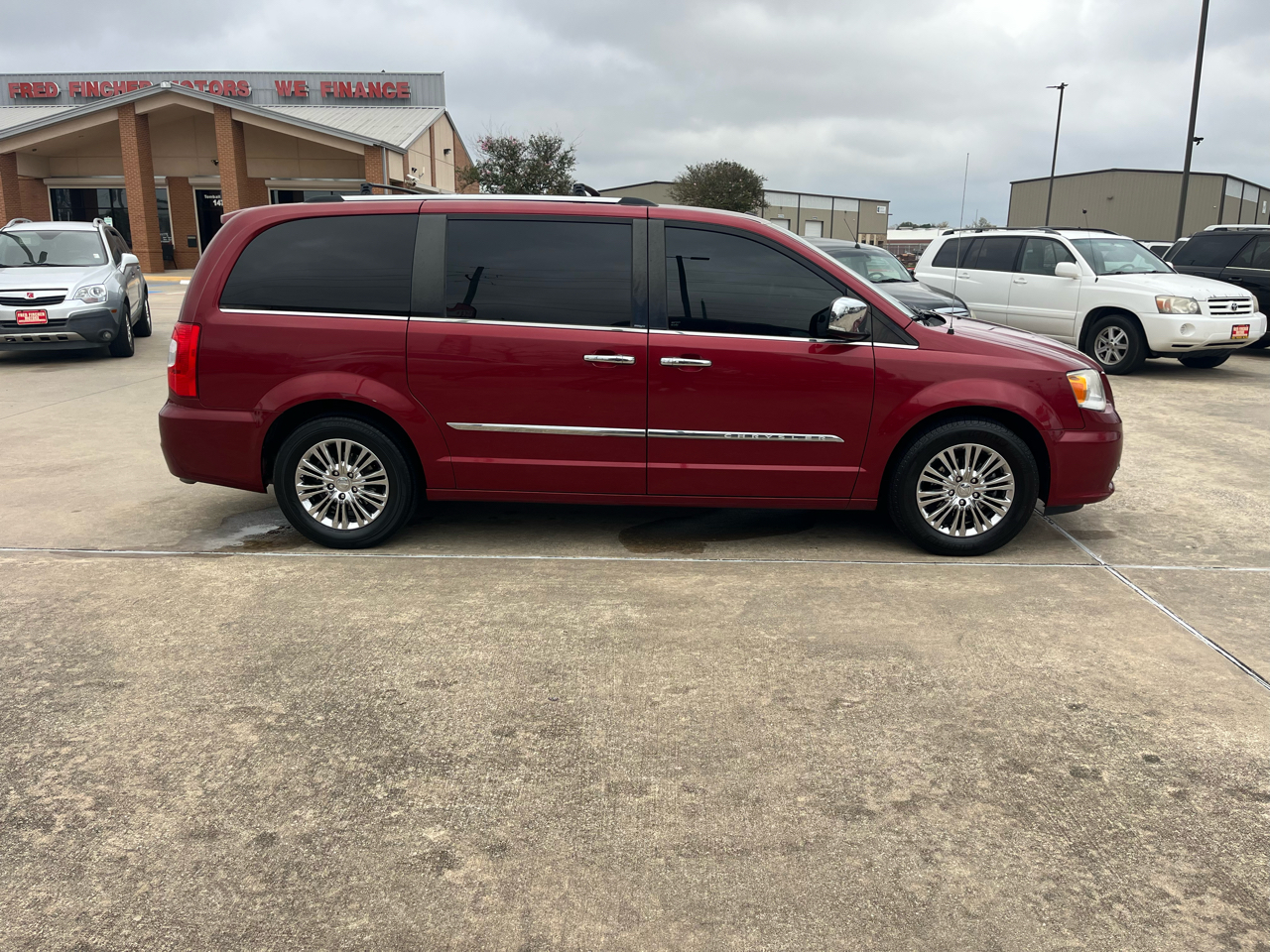 Chrysler Town & Country Limited 2011