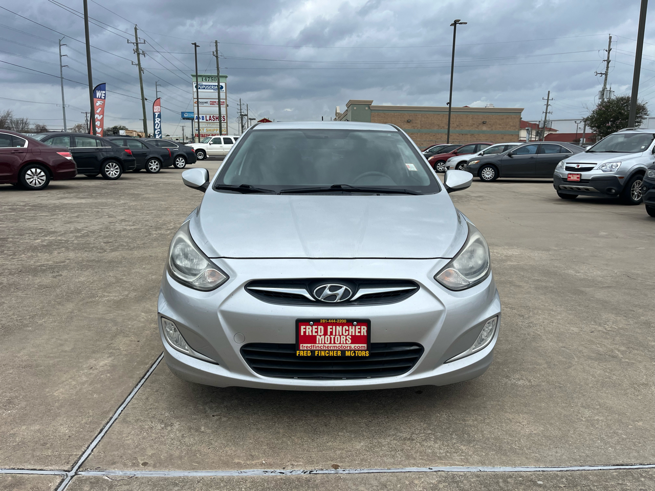 Hyundai Accent GLS 4-Door 2012
