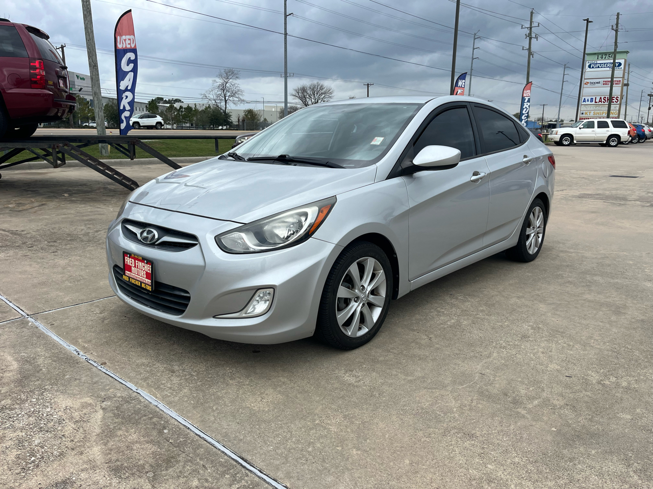 Hyundai Accent GLS 4-Door 2012
