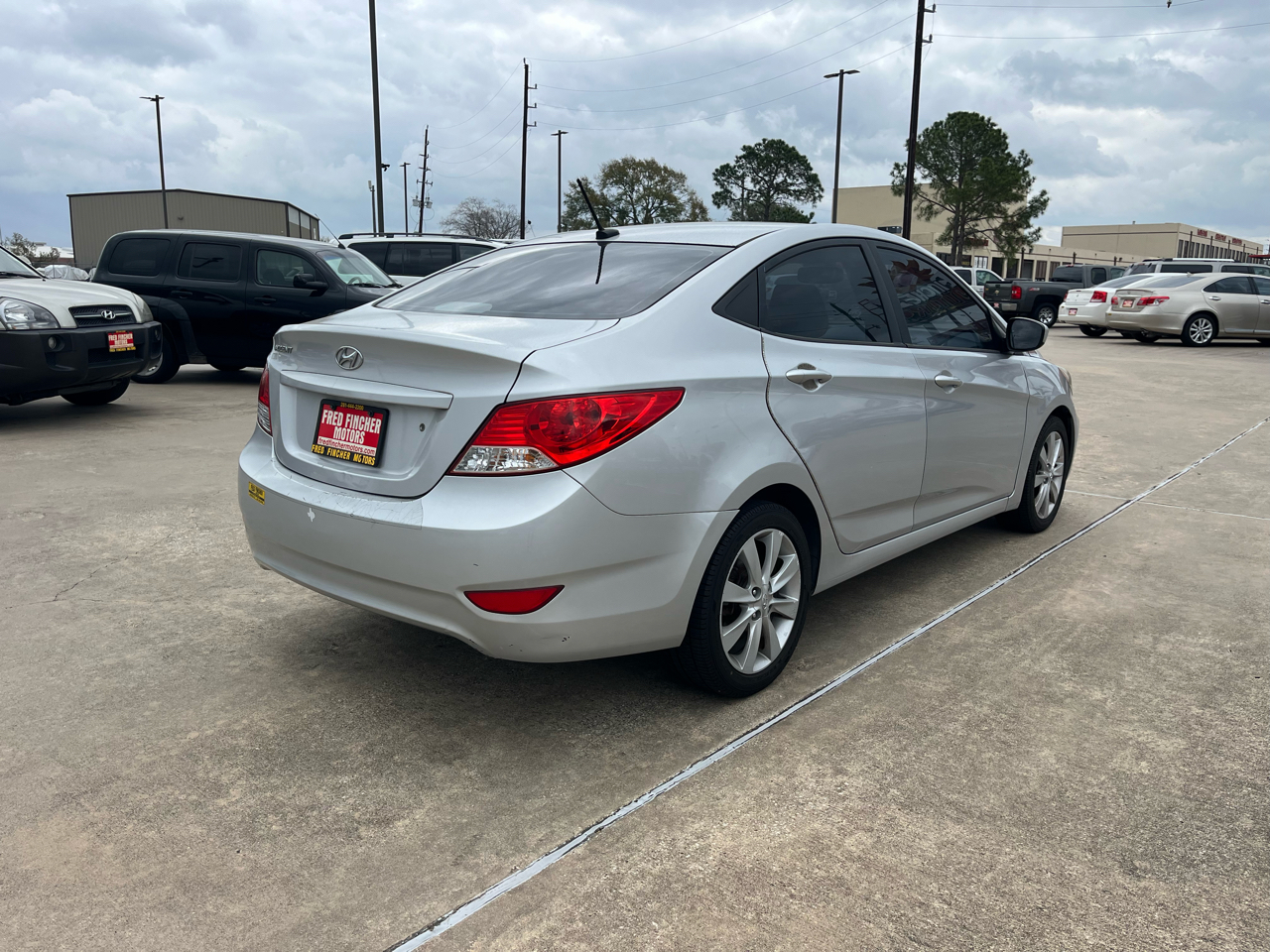 Hyundai Accent GLS 4-Door 2012