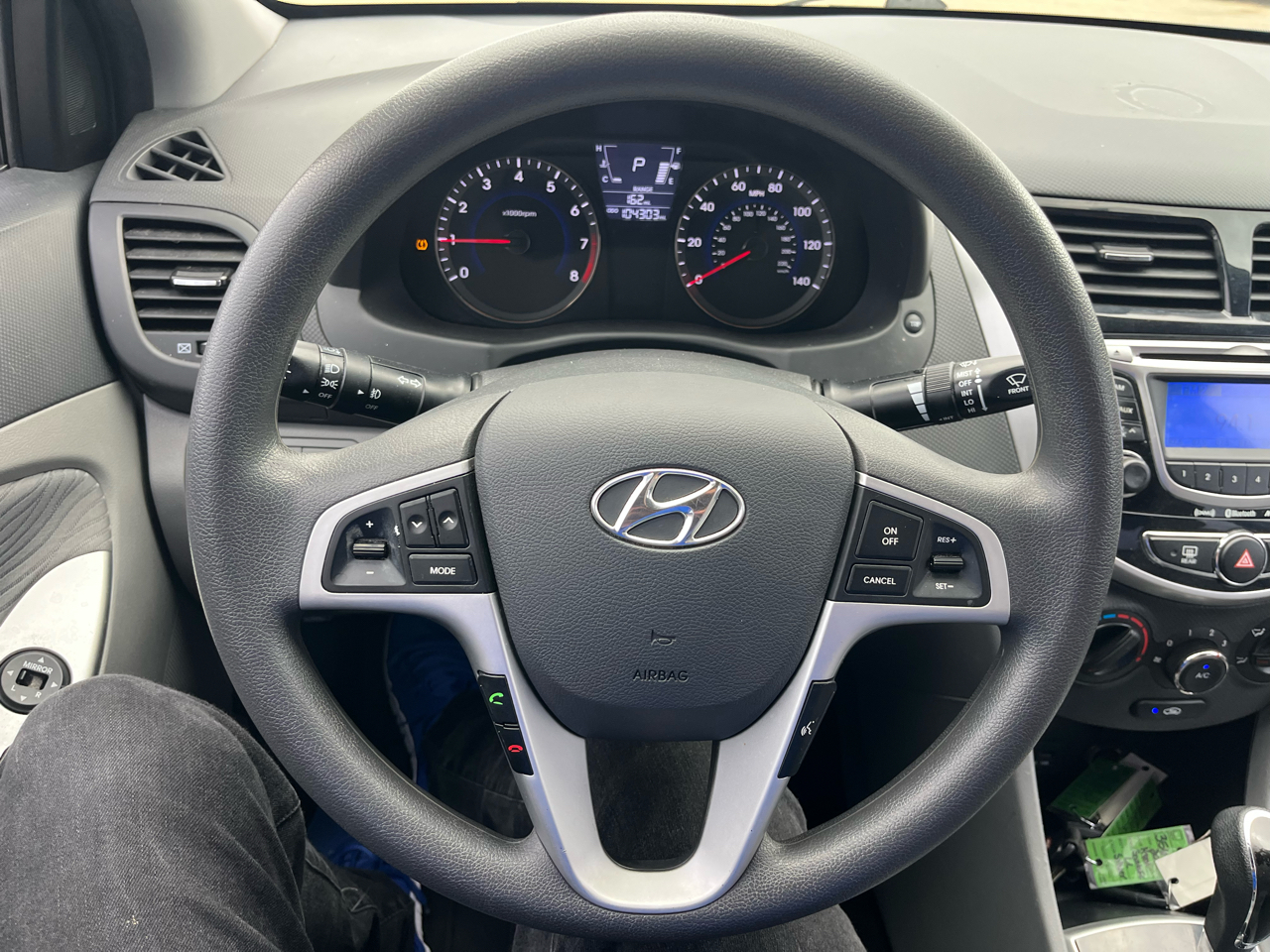 Hyundai Accent GLS 4-Door 2012