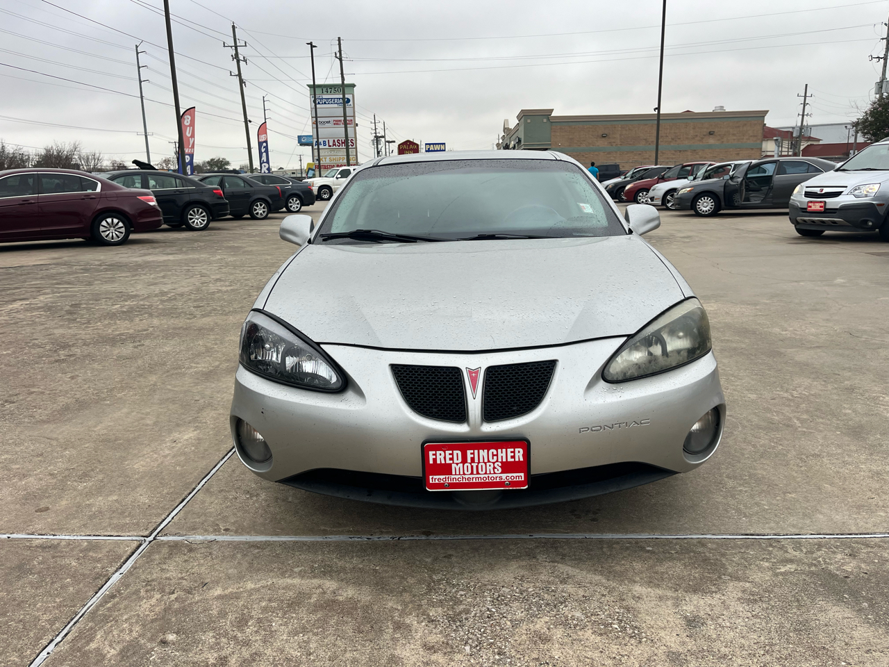 Pontiac Grand Prix Base 2006