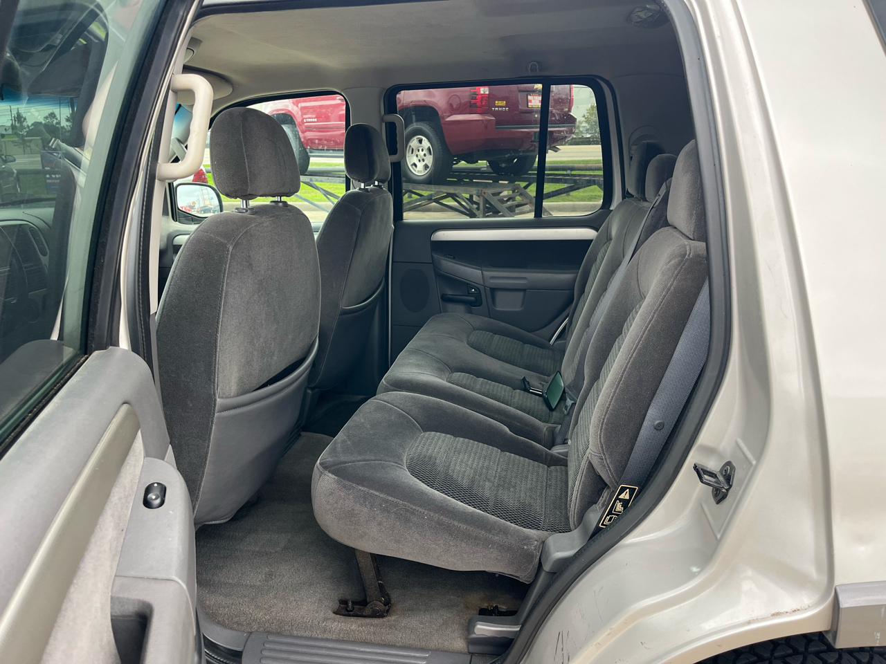 Ford Explorer XLT 4.6L 4WD 2003