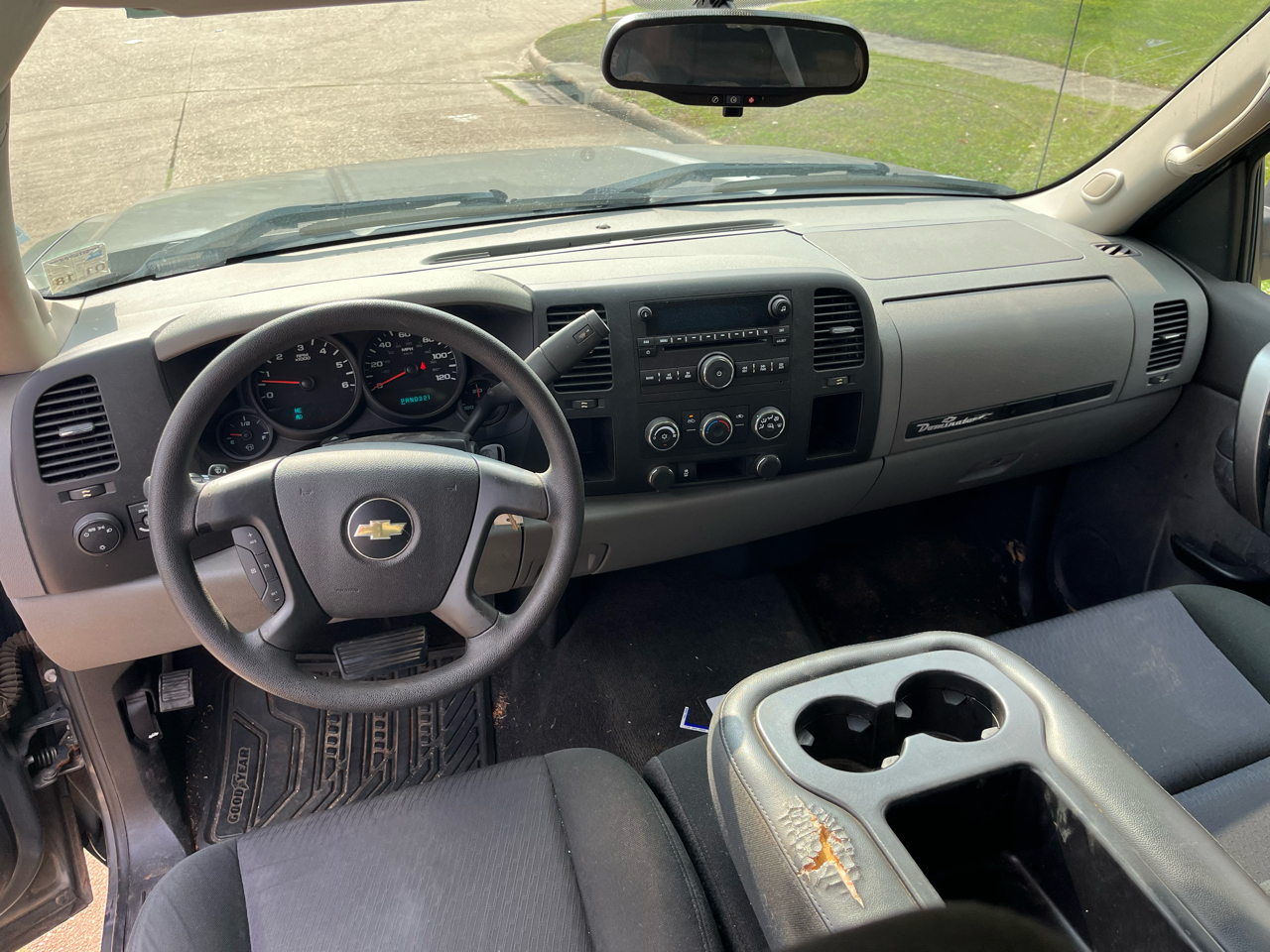 Chevrolet Silverado 1500 LS Extended Cab 2WD 2011