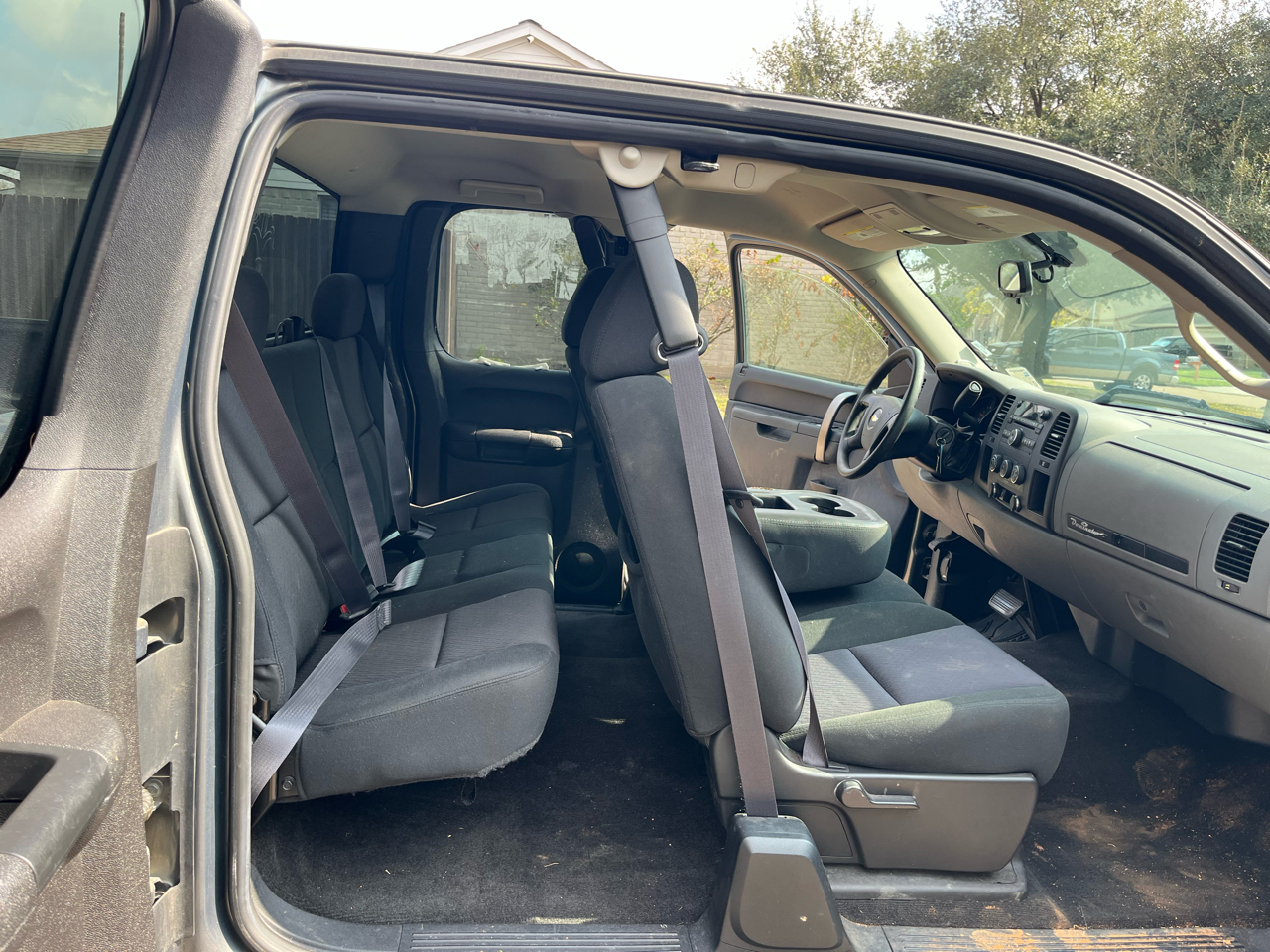 Chevrolet Silverado 1500 LS Extended Cab 2WD 2011