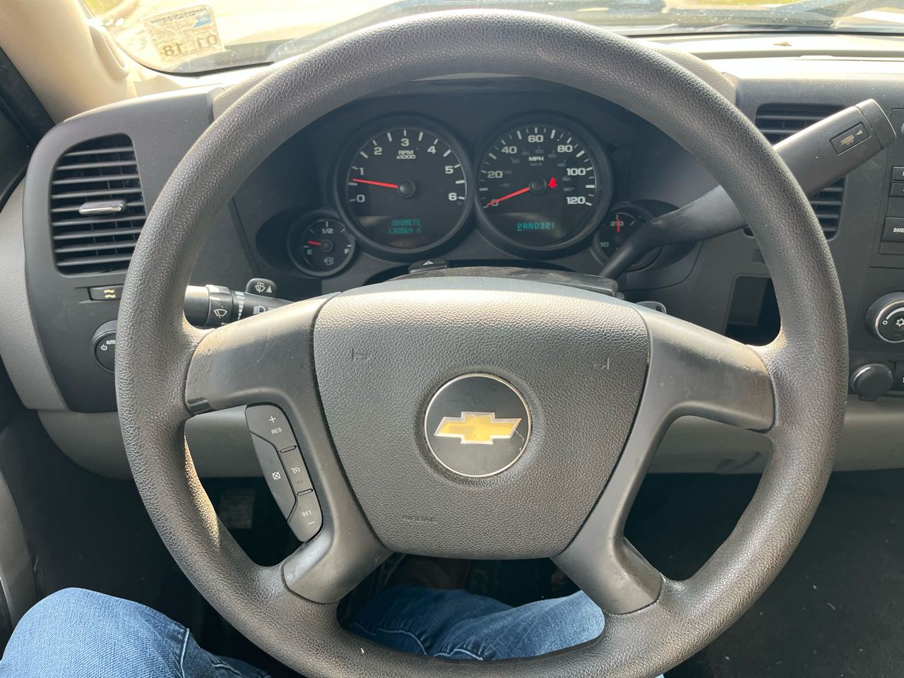 Chevrolet Silverado 1500 LS Extended Cab 2WD 2011