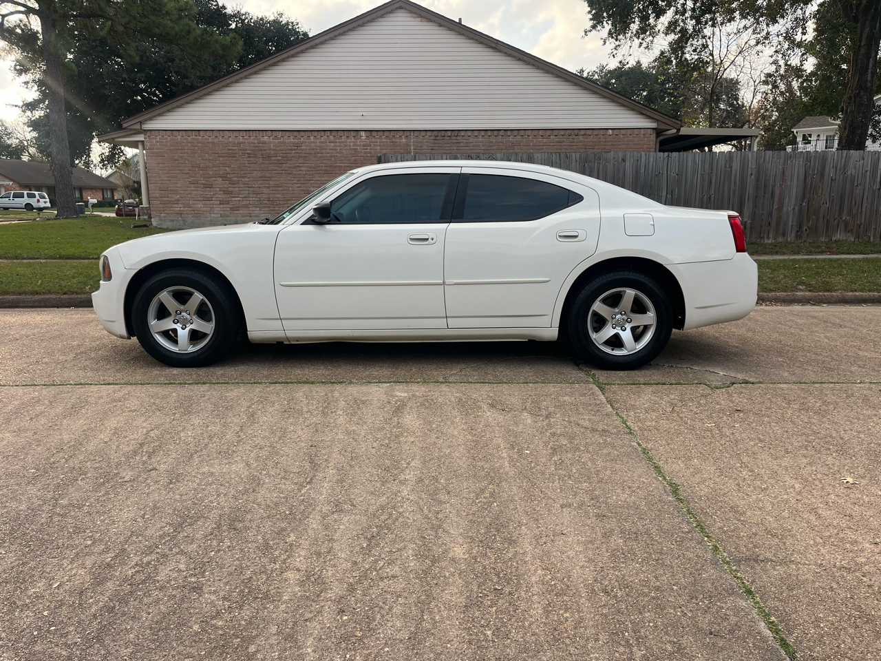 Dodge Charger SE 2009