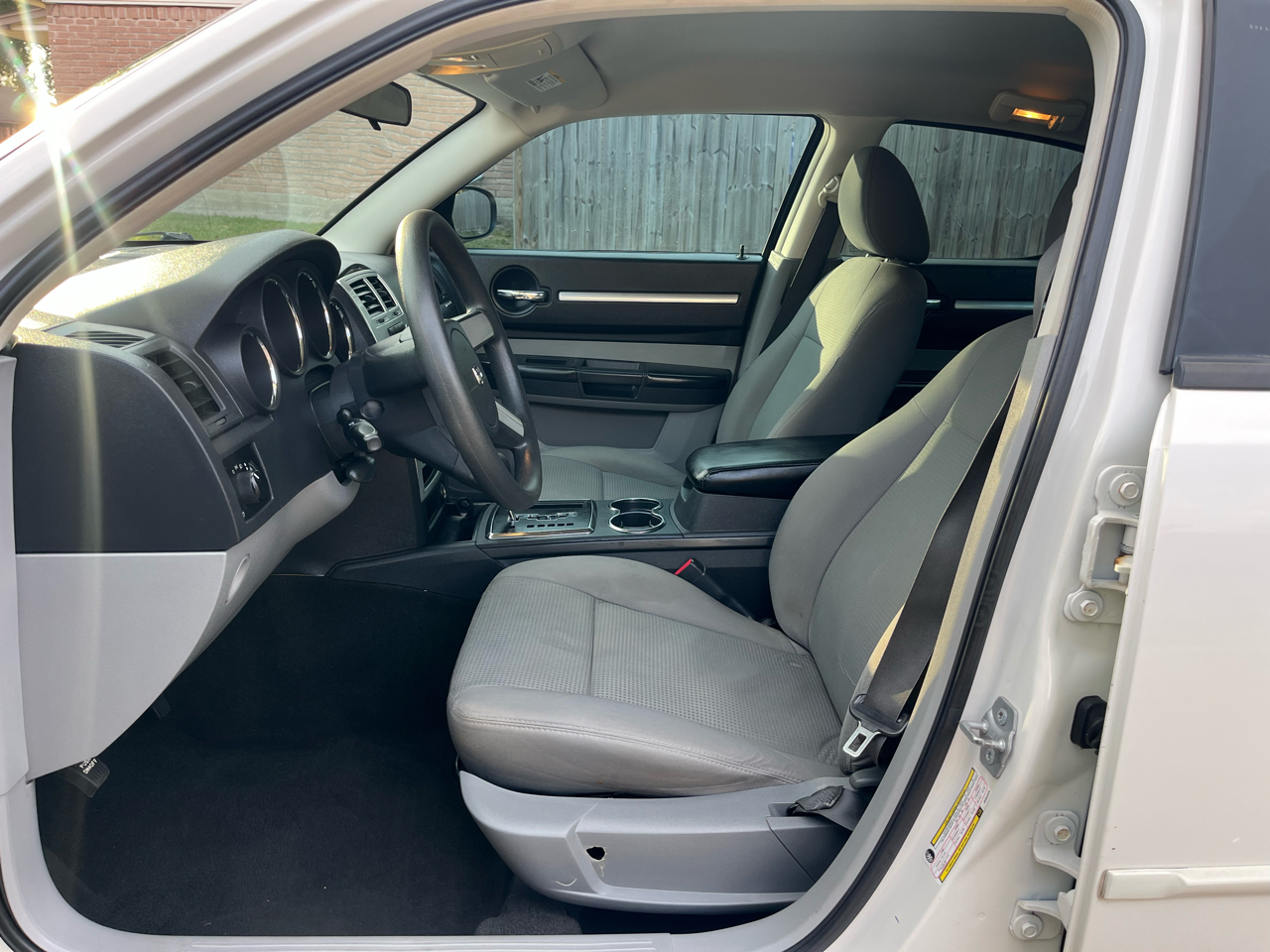 Dodge Charger SE 2009