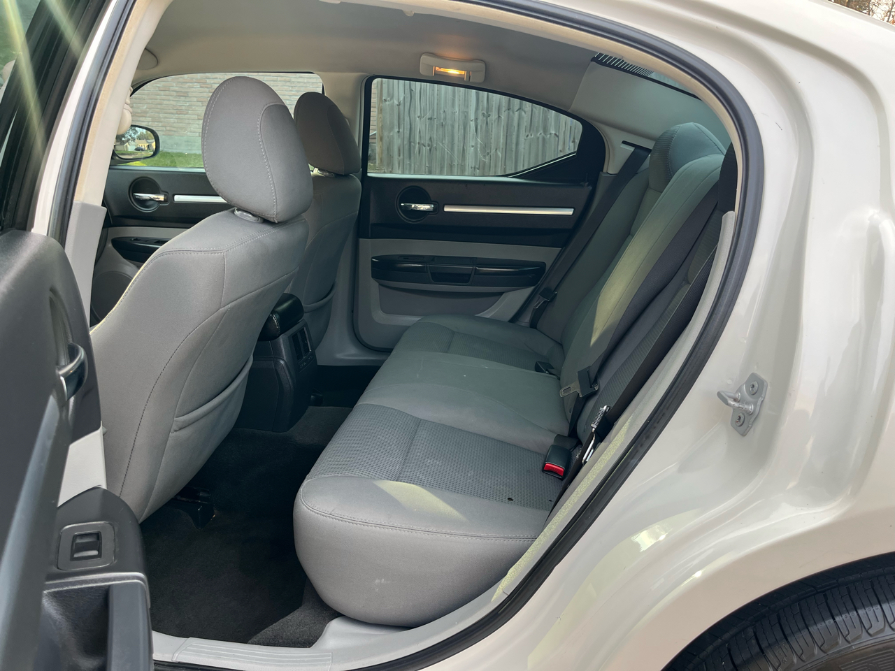 Dodge Charger SE 2009