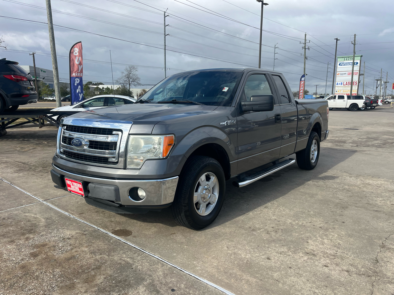 Ford F-150 XL SuperCab 8-ft. Bed 2WD 2013