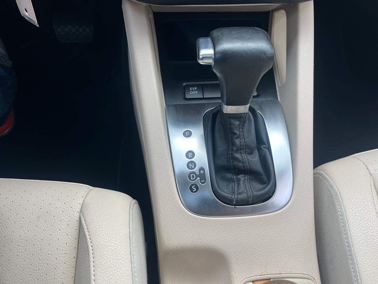 Volkswagen Jetta SE 2010