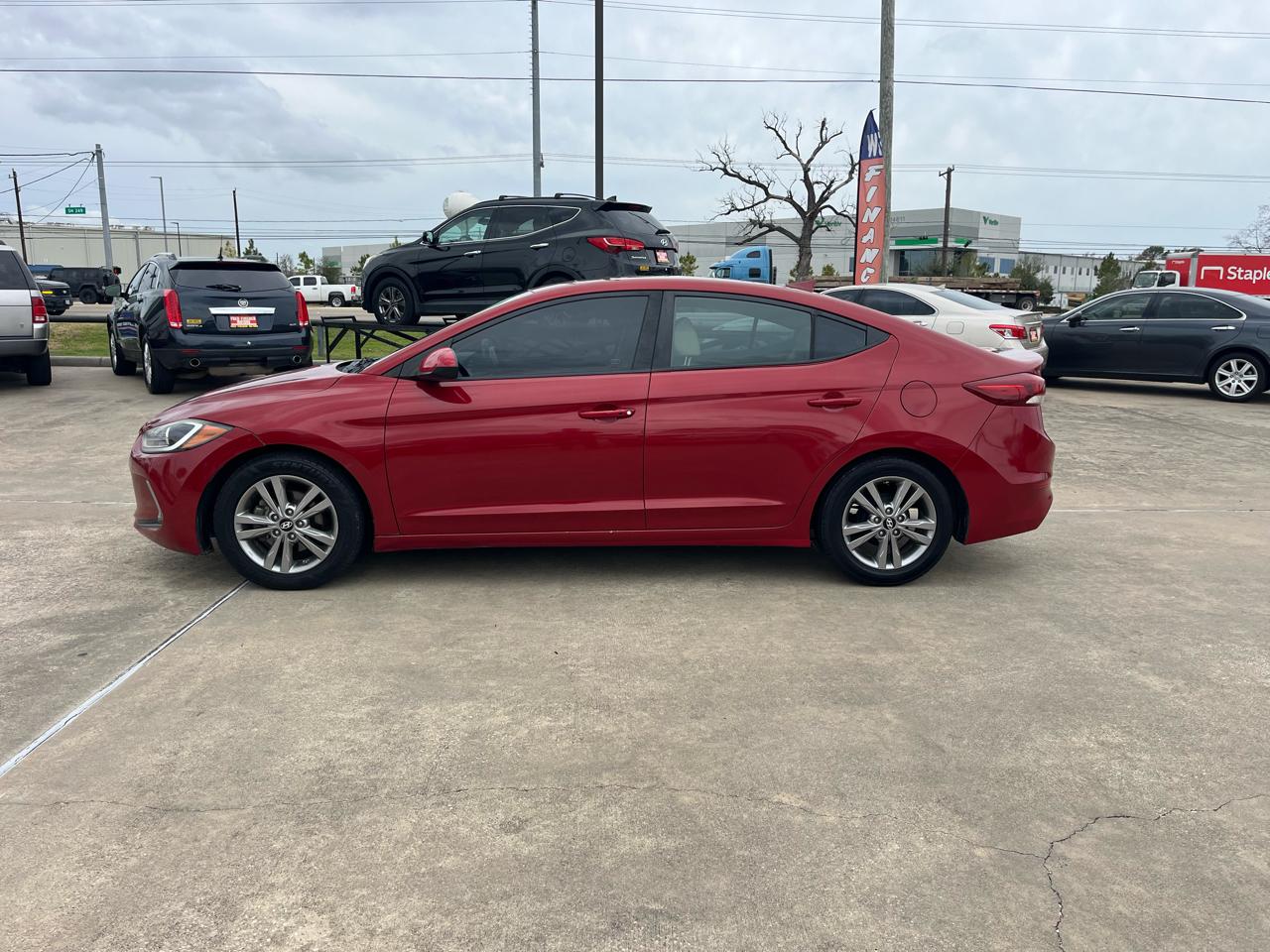 Hyundai Elantra Value Edition 6A 2017