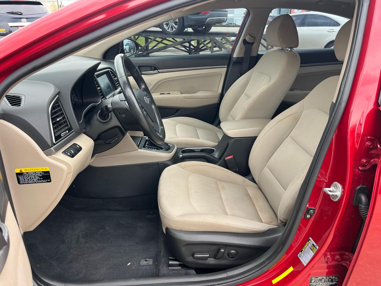 Hyundai Elantra Value Edition 6A 2017