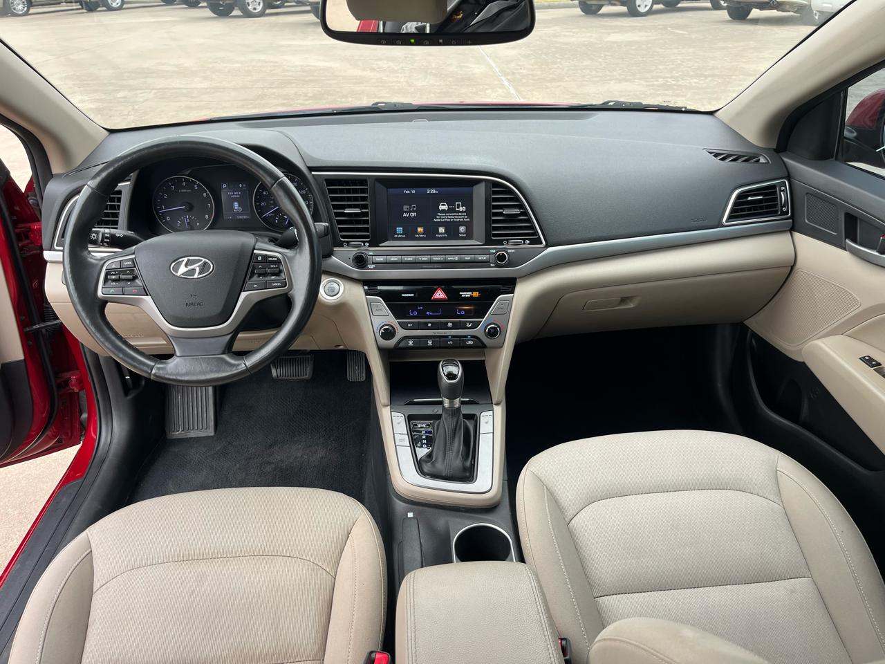 Hyundai Elantra Value Edition 6A 2017
