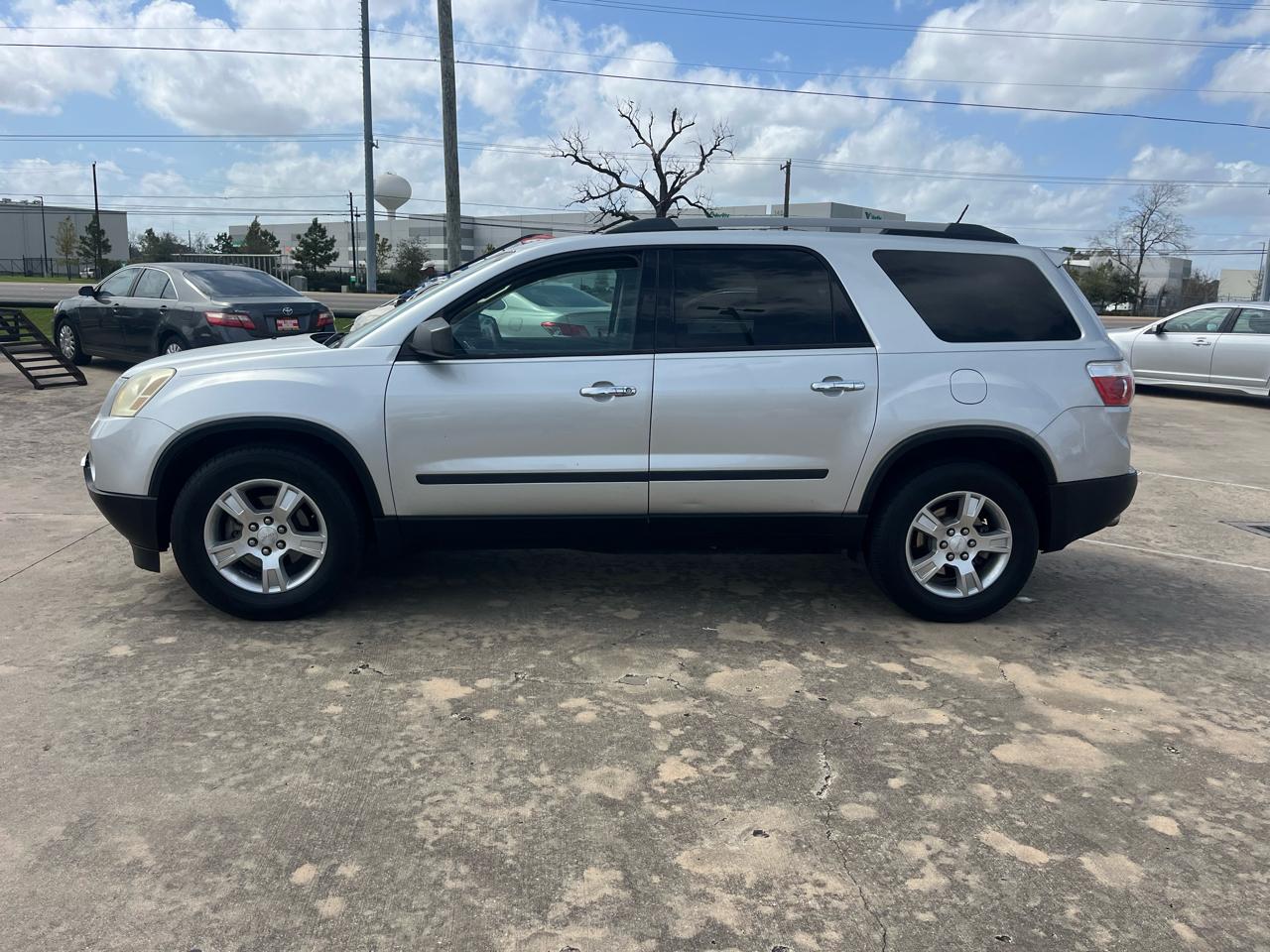 GMC Acadia SLE-1 FWD 2011