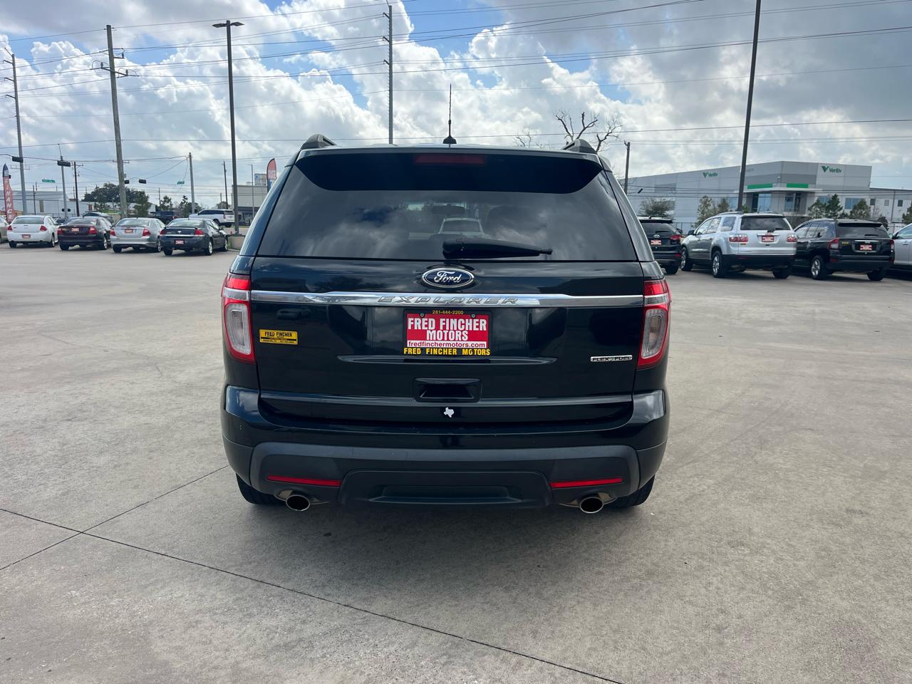 Ford Explorer Base FWD 2013